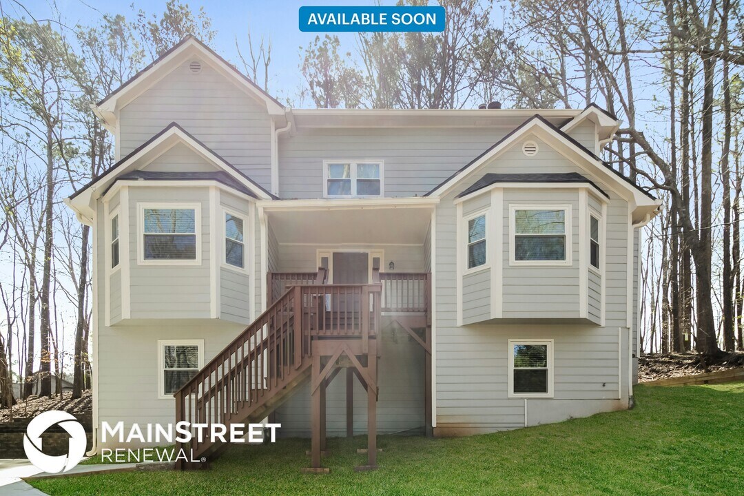 215 Allatoona Highland Dr in Woodstock, GA - Building Photo