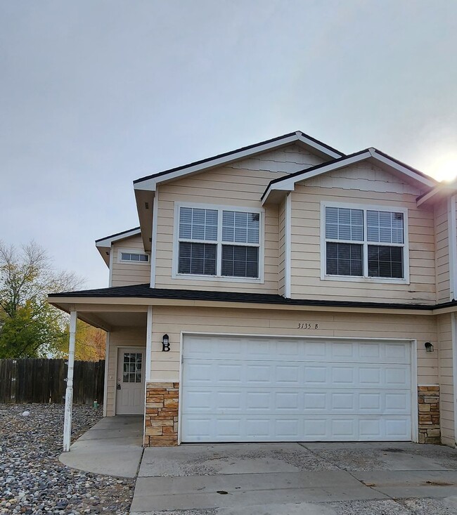 property at 3135 Perkins Dr