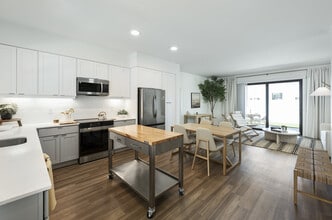 Swell by Soltura in Bonita Springs, FL - Building Photo - Building Photo