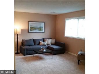 1741 8th Ave in Newport, MN - Building Photo - Building Photo