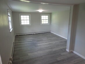 314 Old Rte 304 in New City, NY - Building Photo - Building Photo