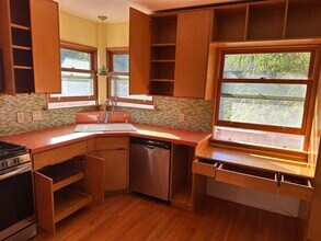 4680 College View Ave, Unit 4680 College View Ave. in Los Angeles, CA - Building Photo - Building Photo