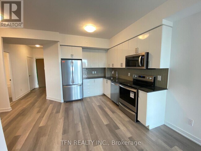 1603 Eglinton Ave W in Toronto, ON - Building Photo - Building Photo