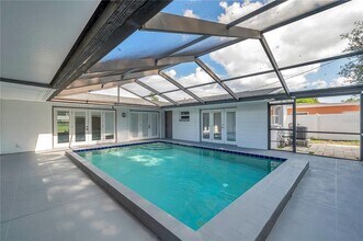 6624 16th St N in St. Petersburg, FL - Building Photo - Building Photo
