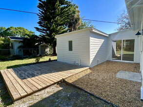 1719 25th Ave in Vero Beach, FL - Building Photo - Building Photo