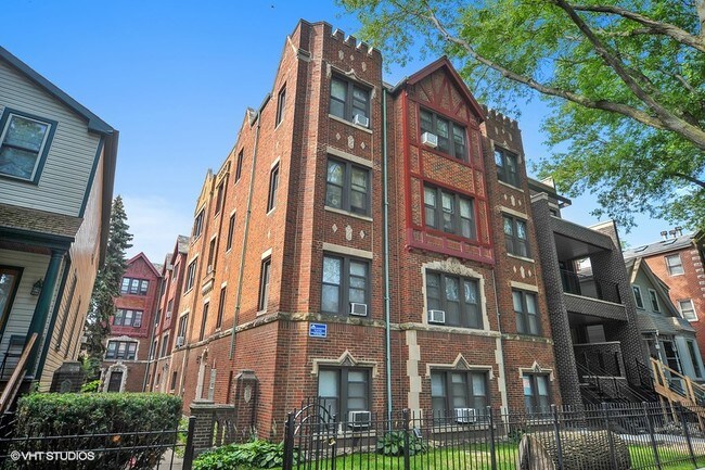 1461-65 W. Byron St. in Chicago, IL - Foto de edificio - Building Photo