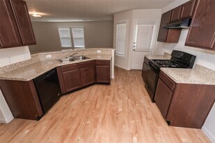 6210 Luce St in Houston, TX - Building Photo