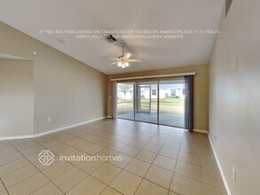2217 NE 8th Pl in Cape Coral, FL - Foto de edificio - Building Photo