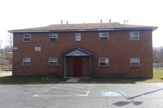 1976 Maryland Ave in Winston-Salem, NC - Foto de edificio - Building Photo