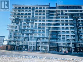 461 Green Rd in Hamilton, ON - Building Photo