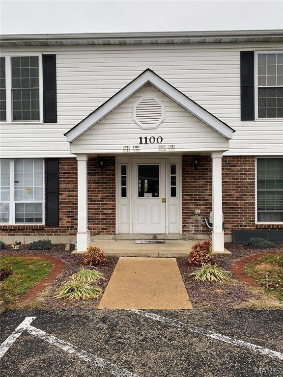 property at 1102 Condo Dr