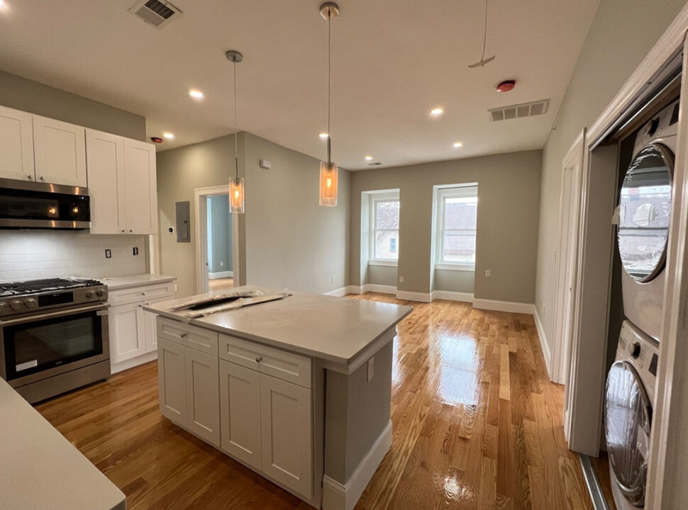 150 Arlington St, Unit 3 in Boston, MA - Building Photo