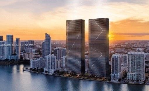 700 NE 24th St, Unit 4603 in Miami, FL - Building Photo
