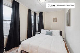 Room in Shared 4 bed/1 bath home in Cambridge, MA - Building Photo