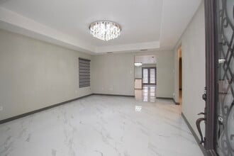 601 Oleander St in Laredo, TX - Building Photo - Building Photo