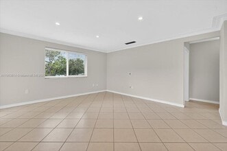 349 Santander Ave in Coral Gables, FL - Building Photo - Building Photo