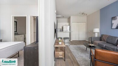 261 Veterans Pkwy in Murfreesboro, TN - Foto de edificio - Building Photo