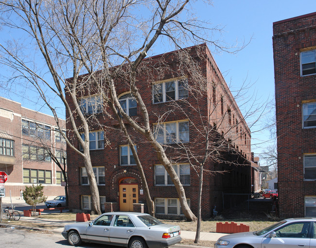 2601/05 Fremont Ave S in Minneapolis, MN - Foto de edificio - Building Photo