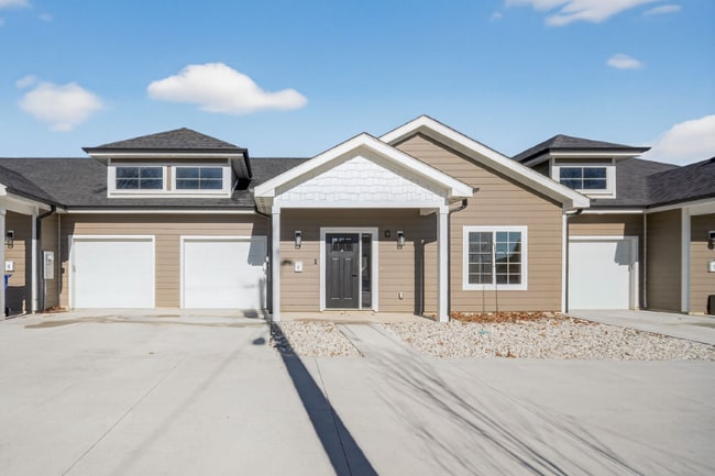 508 W 2nd Ave in Indianola, IA - Building Photo - Building Photo