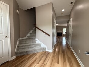 205 Emilly Ln in Yorktown, VA - Building Photo - Building Photo