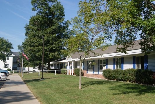 Harbor Pointe Apartments in East Tawas, MI - Building Photo