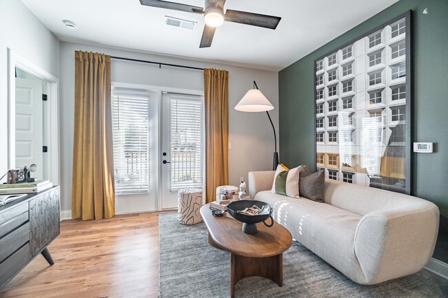 Hawthorne at Whitehall in Charlotte, NC - Foto de edificio - Building Photo