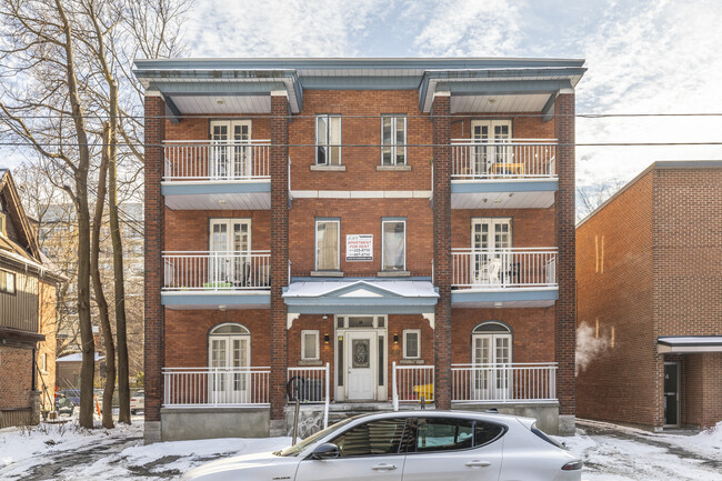 68 Somerset St W in Ottawa, ON - Building Photo - Building Photo