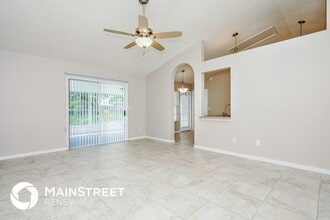 891 N Atmore Cir in Deltona, FL - Foto de edificio - Building Photo