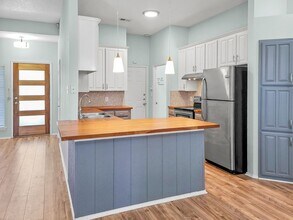 1700 Willow Park Dr in Fort Worth, TX - Building Photo - Building Photo