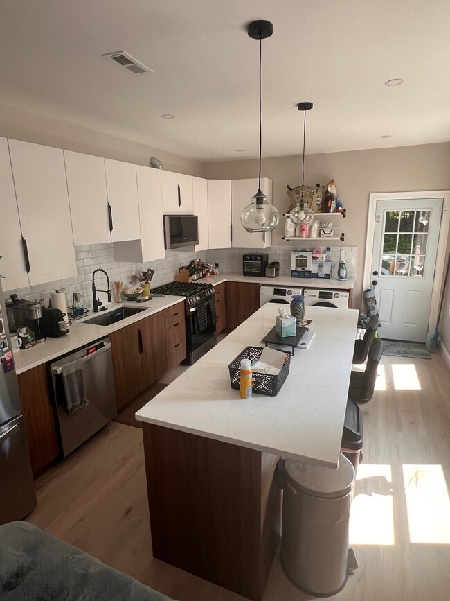 9 Dennison St, Unit 2 in Boston, MA - Building Photo - Building Photo