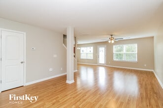 298 Rosemary Dr in Burlington, NC - Foto de edificio - Building Photo