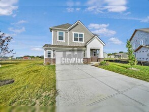 3794 Cantebury Dr in Franklin, IN - Building Photo - Building Photo