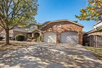 2627 N Miranda St in Fayetteville, AR - Building Photo - Building Photo
