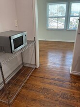 230 N Myers St in Burbank, CA - Building Photo - Building Photo