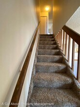 1985 Mineola Ct in Colorado Springs, CO - Building Photo - Building Photo