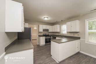 7209 Canyon Dr in Charlotte, NC - Building Photo - Building Photo