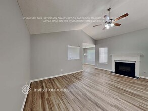 128 Goldleaf Dr in Hampton, GA - Building Photo - Building Photo