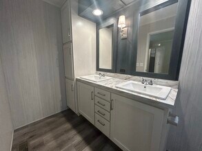 146 Texas in Belleville, MI - Building Photo - Building Photo