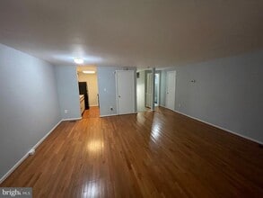9815 Hellingly Pl in Montgomery Village, MD - Building Photo - Building Photo