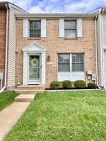 7821 Edmunds Way in Elkridge, MD - Building Photo