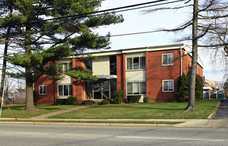 2003 Warrensville Center Rd Apartments