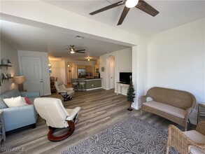 10519 Diamante Way in Ft. Myers, FL - Building Photo - Building Photo