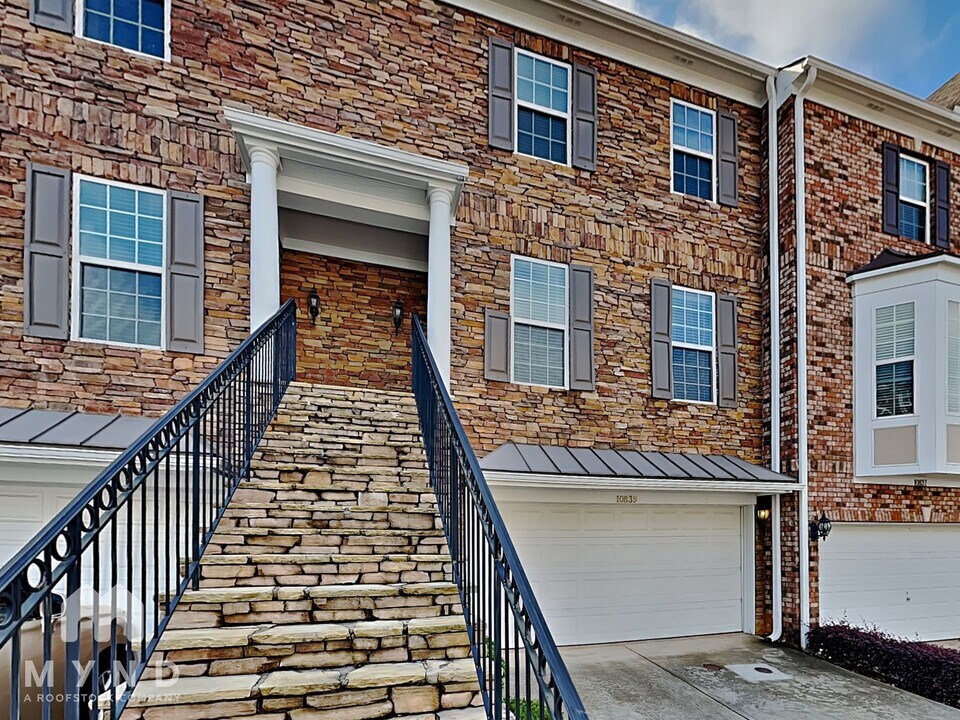 10839 Yorkwood St in Duluth, GA - Building Photo