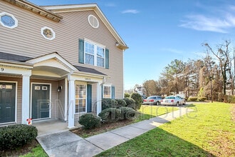 1815 Butterfly Ln in Charlotte, NC - Building Photo - Building Photo