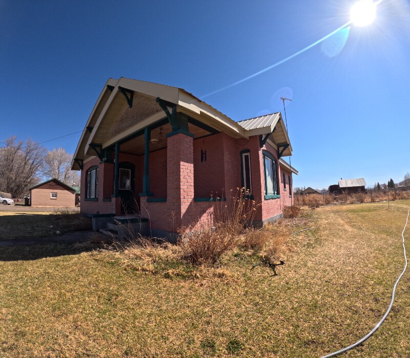 960 Main St in Sanford, CO - Foto de edificio