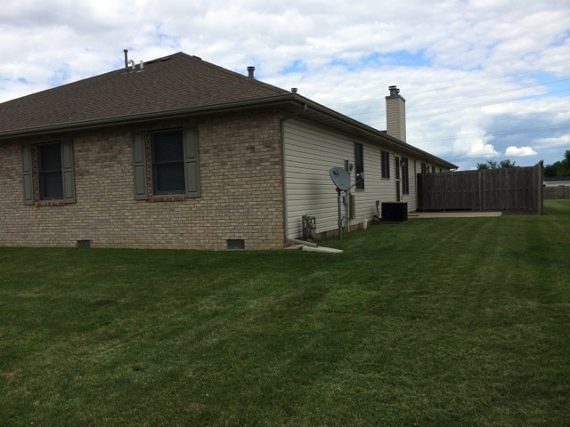 6300 Hayley Ct in Springfield, IL - Building Photo - Building Photo