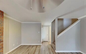 2136 Glenn Ln in Red Oak, TX - Building Photo - Building Photo