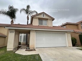 5777 El Palomino Dr in Riverside, CA - Building Photo