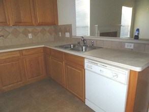 323 Thorpe Springs Dr in Richmond, TX - Building Photo - Building Photo