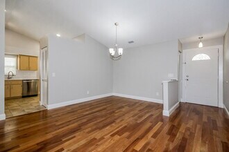 2016 Lori Ann St in Brandon, FL - Building Photo - Building Photo
